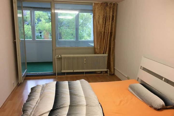 Ganze Wohnung, Sindel Living Apartments - serviced apartment with 1 Bed room with 2 double beds in Sindelfingen, Landkreis Böblingen