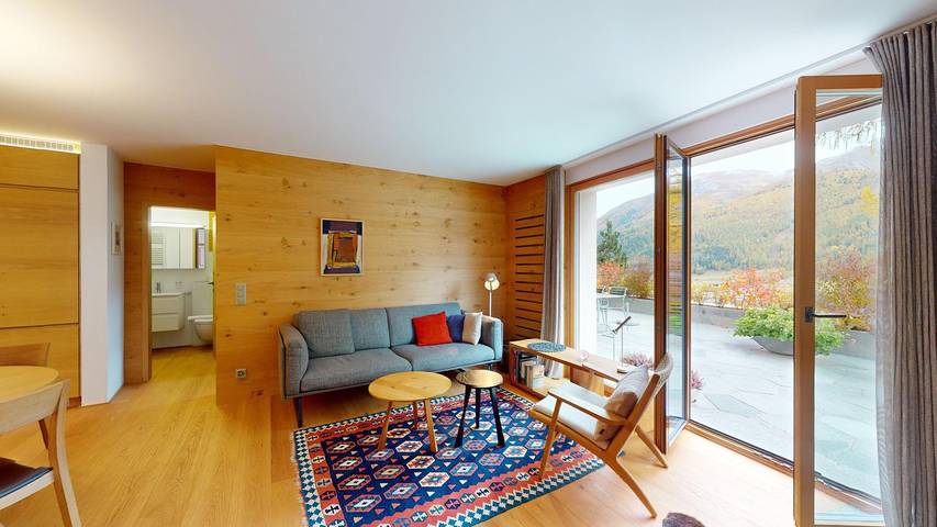Ferienwohnung für 2 Personen, mit Terrasse und Garten sowie Ausblick in Zuoz - 2