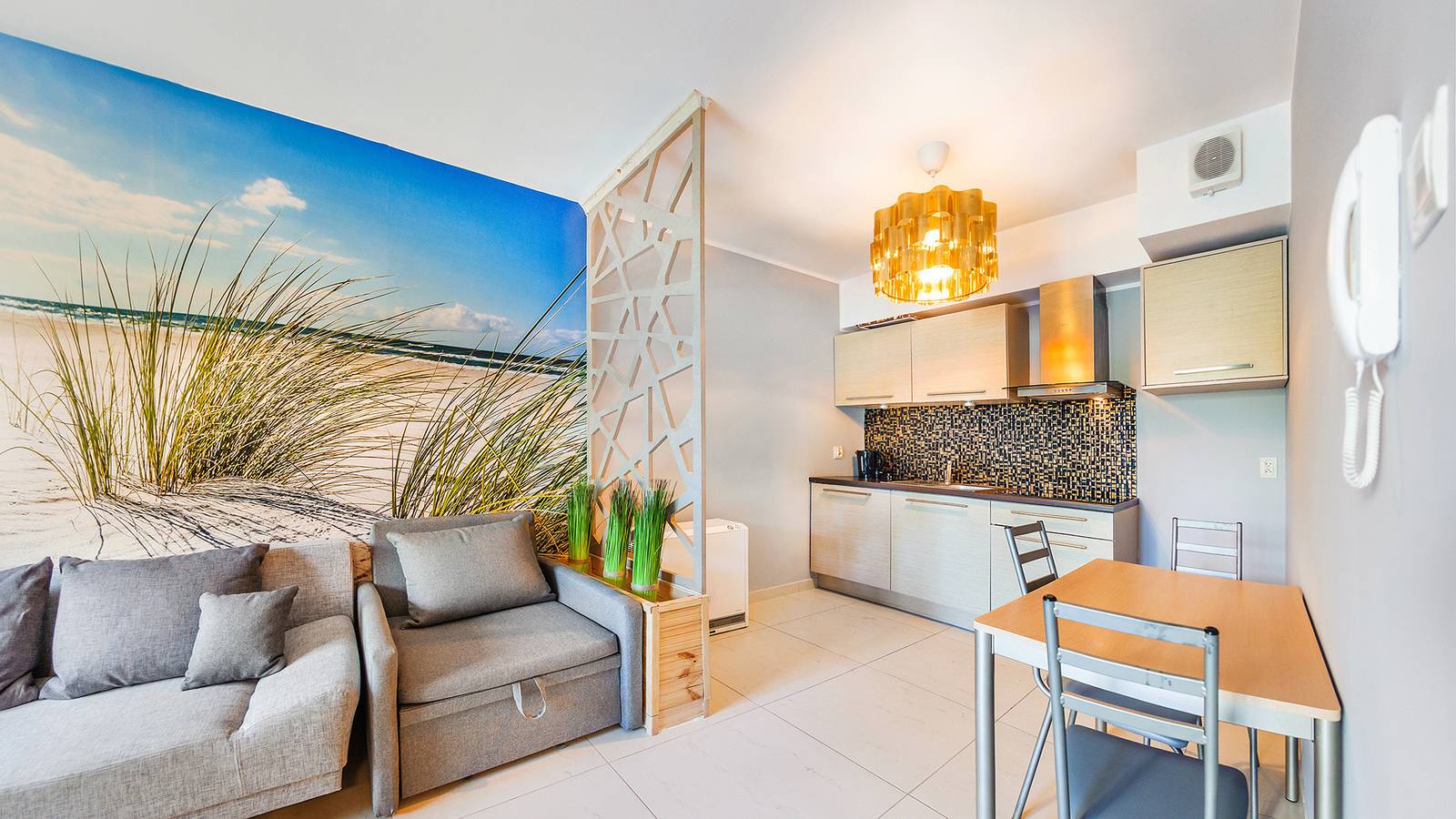 Cały apartament wypoczynkowy, Apartament wakacyjny dla 3 osób z taras in Sarbinowo, Powiat koszaliński