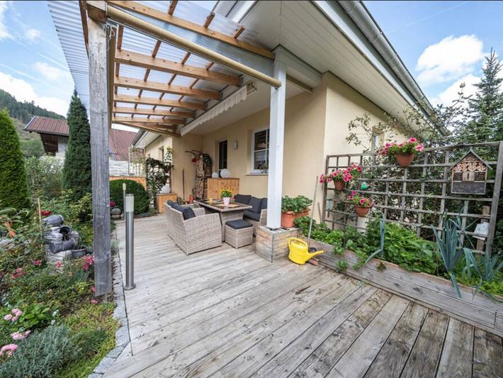 Ferienwohnung für 3 Personen, mit Terrasse und Sauna sowie Garten, kinderfreundlich in Tannheimer Tal