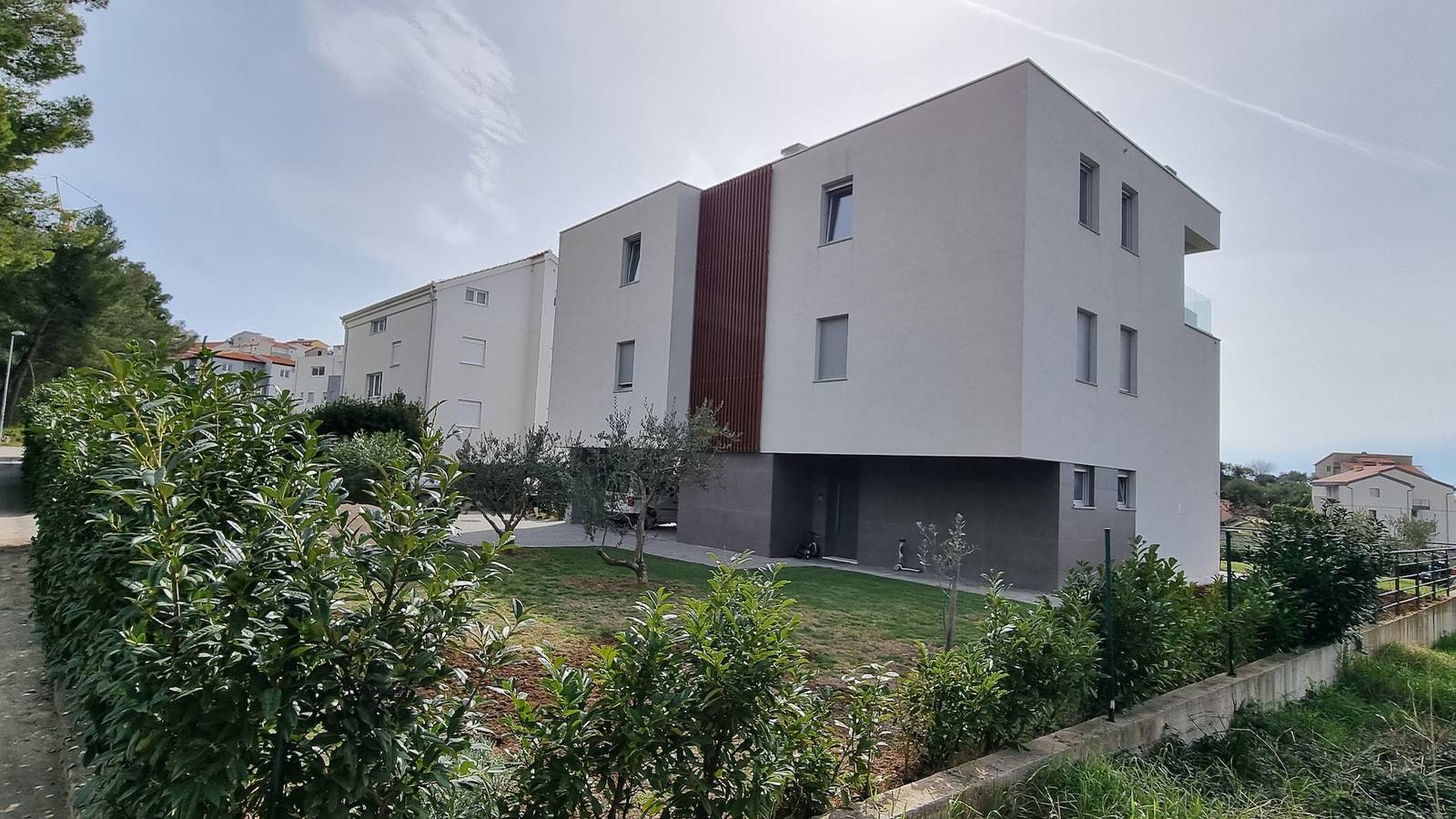 Ganze Wohnung, 1-Zimmer-Ferienwohnung mit Terrasse und Meerblick Podstrana, Split A-22298-a in Podstrana, Split-Dalmatien