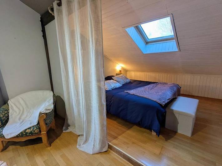 Gîte pour 2 personnes, avec sauna et piscine ainsi que vue et jardin dans Monthion - 4
