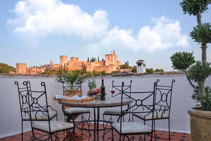 Casa de vacaciones para 10 personas, con terraza y vistas en Granada