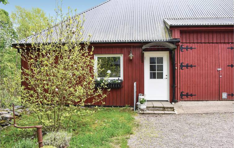 Hel semesterlägenhet, Lägenhet för 6 Personer med terass in Hässleholm kommun