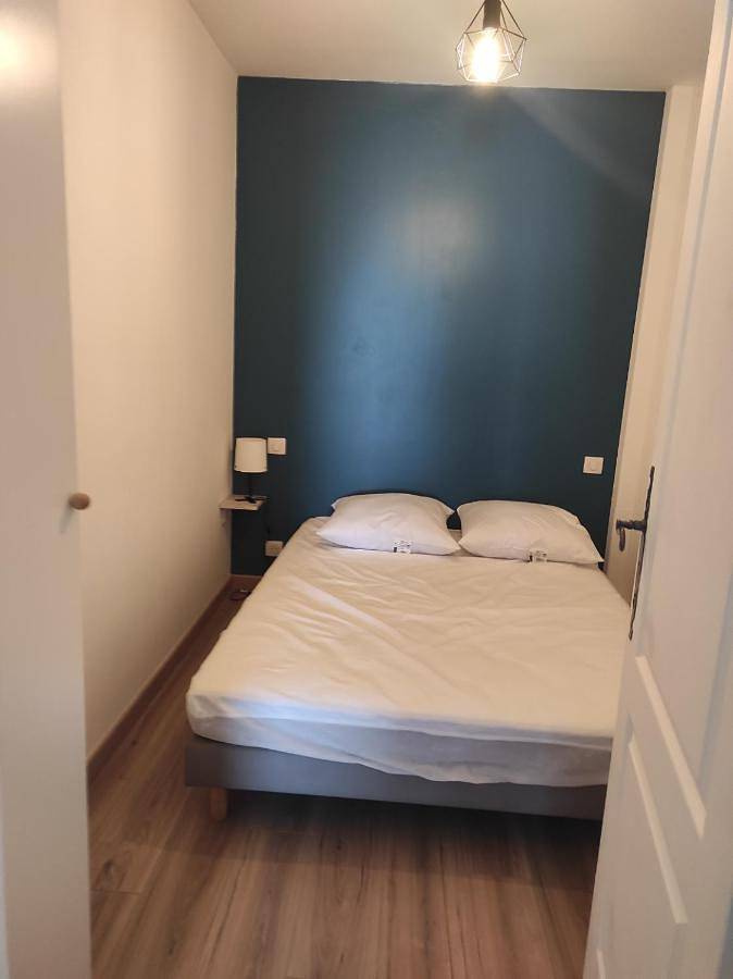 Gîte pour 2 personnes, avec terrasse à Cheffois - 3