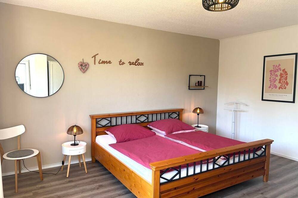 Ganze Wohnung, Ferienwohnung Bliestalglück mit Balkon & Terrasse in Oberthal, Saar-Nahe-Bergland
