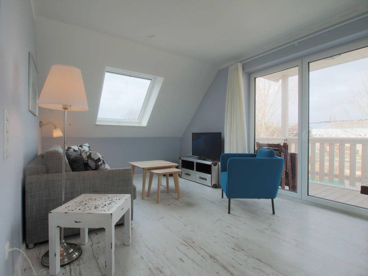 Geheel appartement, Gemütliche 2-Zimmer-Wohnung mit Balkon, voll ausgestatteter Küche und Stellplatz in Rerik, Amt Neubukow-Salzhaff