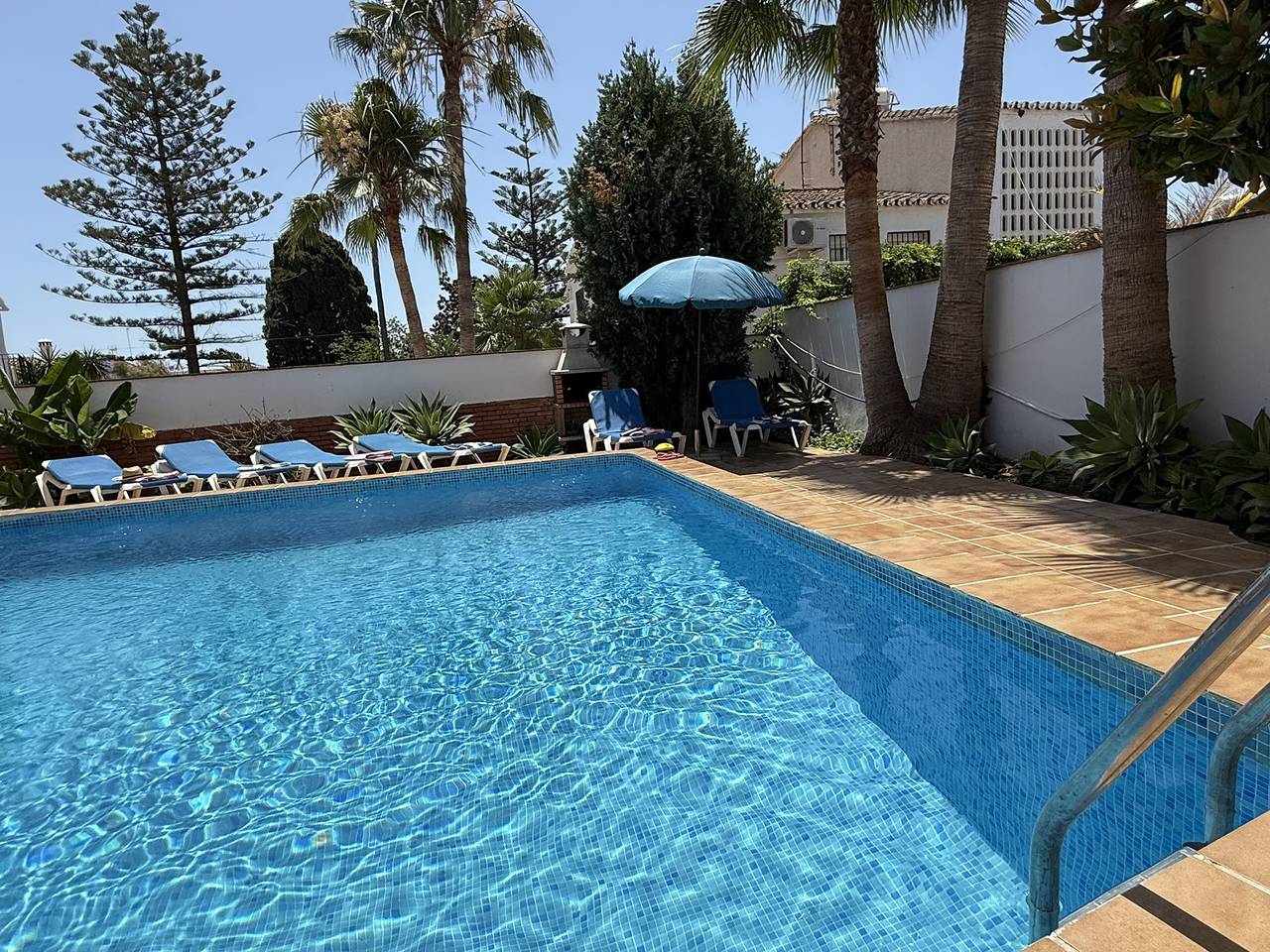 Villa Jazmines in Playa de Burriana, Nerja