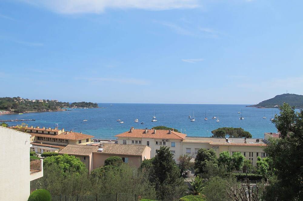 Apartamento entero, Très bel appartement 2 pièces proche de la mer et des commerces in Agay, Saint-Raphaël (Var)