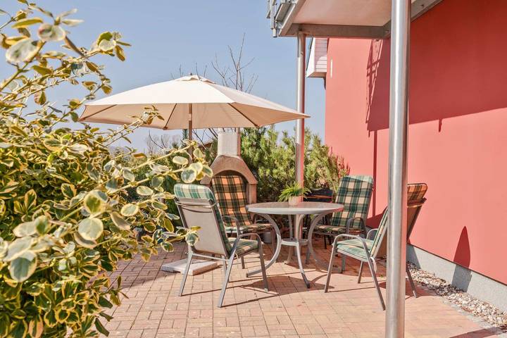 Ferienwohnung für 4 Personen, mit Ausblick und Garten, mit Haustier in Zirchow - 2