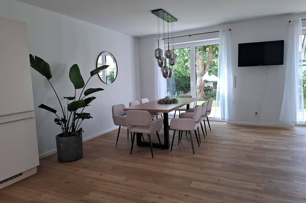 Das Strandhaus, bis zu 8 Personen, mit Garten, 200 Meter zum See in Lembruch, Landkreis Diepholz