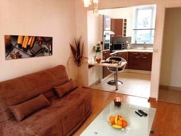 Cottage pour 4 personnes, avec terrasse à Flers