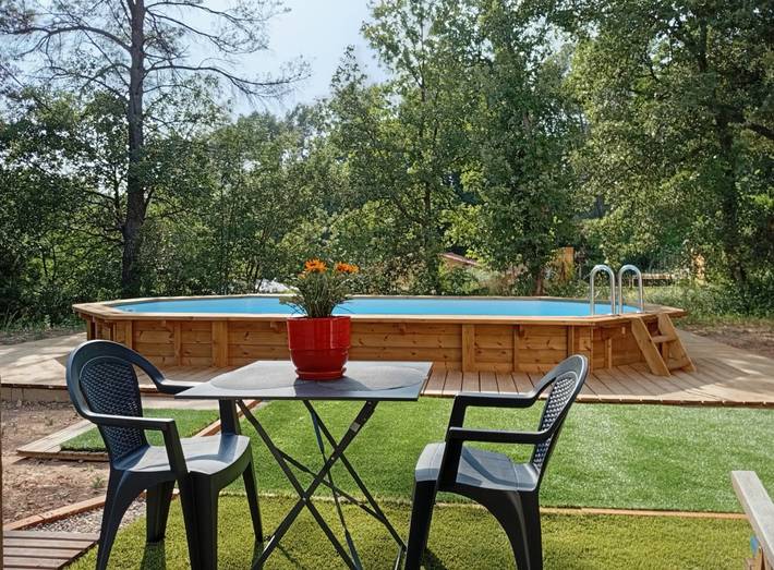 Gîte pour 2 personnes, avec piscine ainsi que jardin et terrasse à Salernes - 3