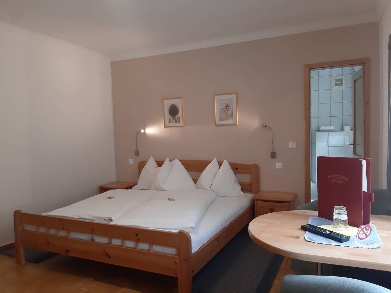 Dreibettzimmer in Bach (Kärnten), Bad Kleinkirchheim