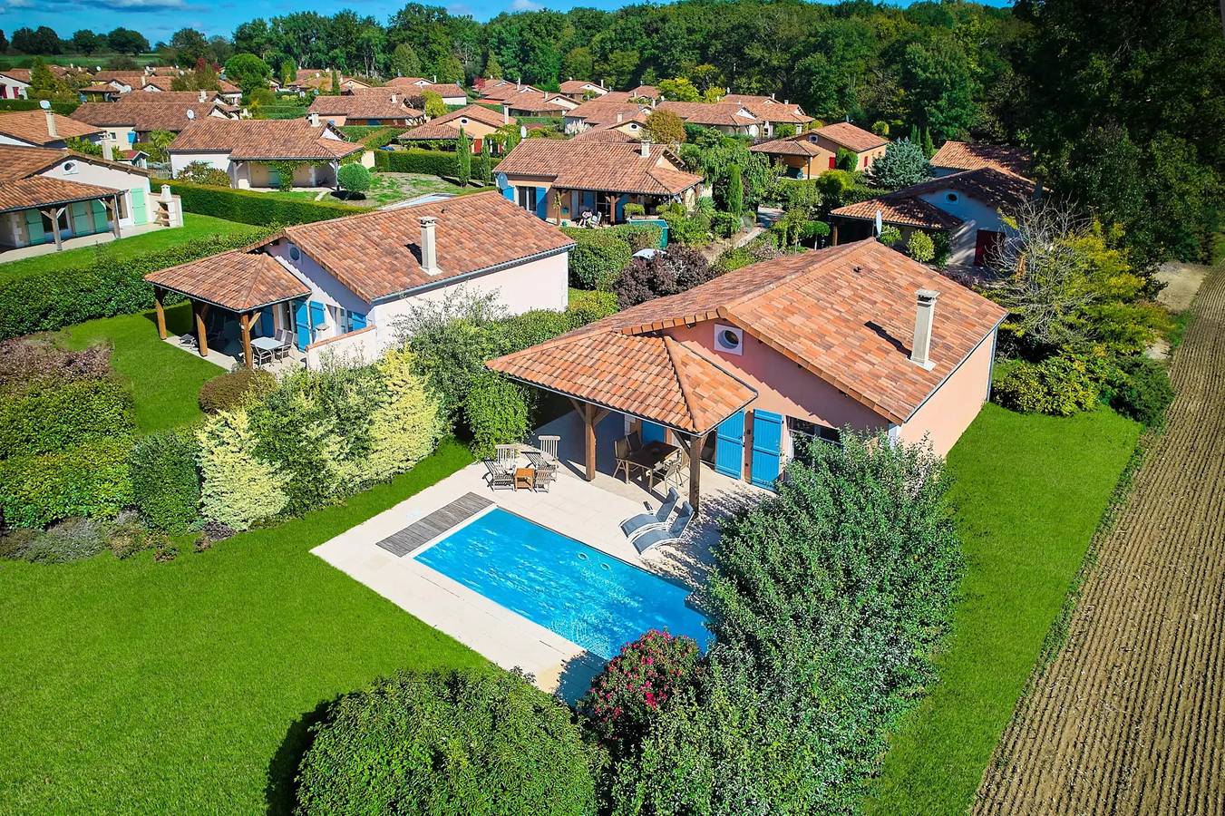 Onafhankelijke villa, 2 badkamers 4 personen in Les Forges, Deux-Sèvres