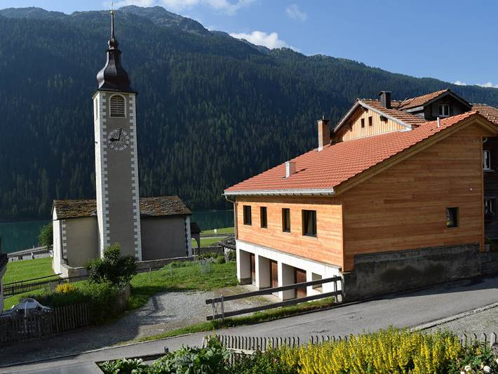 Ganze Ferienwohnung, Wohnung Stücklihaus - 6-Bettwohnung in Sufers, Hinterrhein