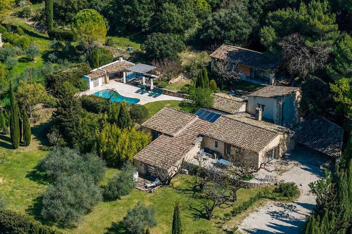 Location de vacances pour 10 personnes, avec Terrasse et Jardin à La Roque-sur-Pernes