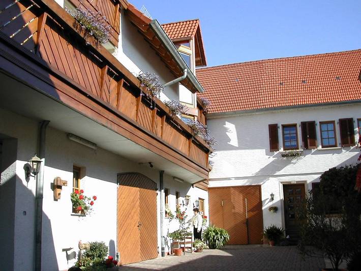 Ferienwohnung für 2 Personen, mit Balkon und Terrasse in Bad Kreuznach