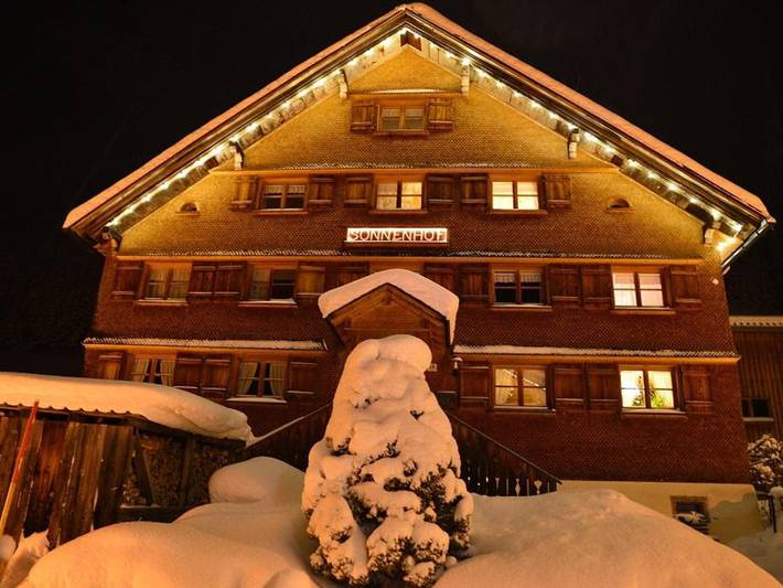Ferienwohnung für 10 Personen, kinderfreundlich am Arlberg