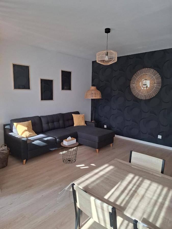Gîte pour 7 personnes, avec Terrasse et Vue à Trith-Saint-Léger