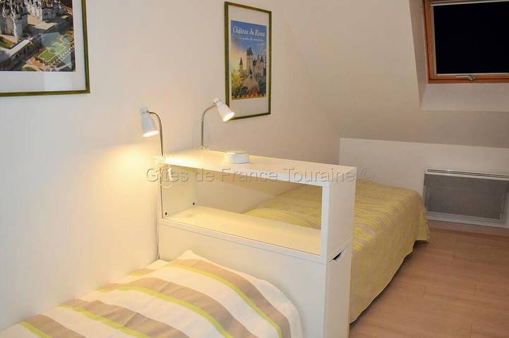 Gîte pour 4 personnes, avec jardin à Savigny-en-Véron - 4