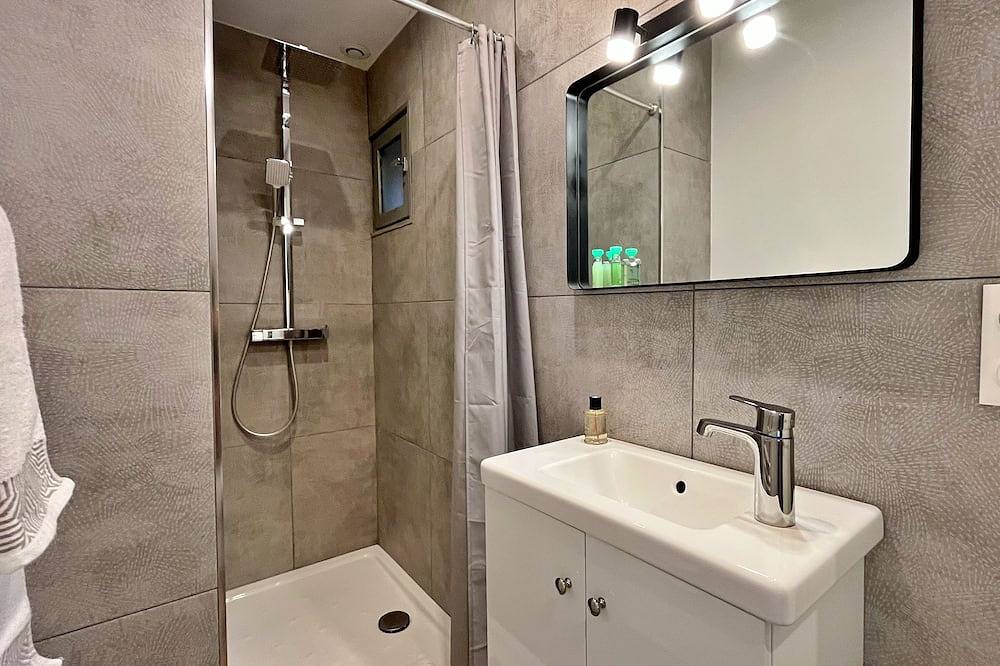 Ganze Wohnung, Magnifique Appartement 4 Pers vue mer Côte D'azur in Théoule-sur-Mer, Massif de l'Esterel