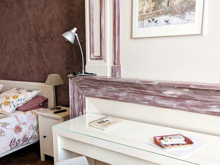 Relájate en Auxerre: Piso moderno, WIFI, se admiten mascotas, cerca de aparcamiento in Auxerre, Auxerre region