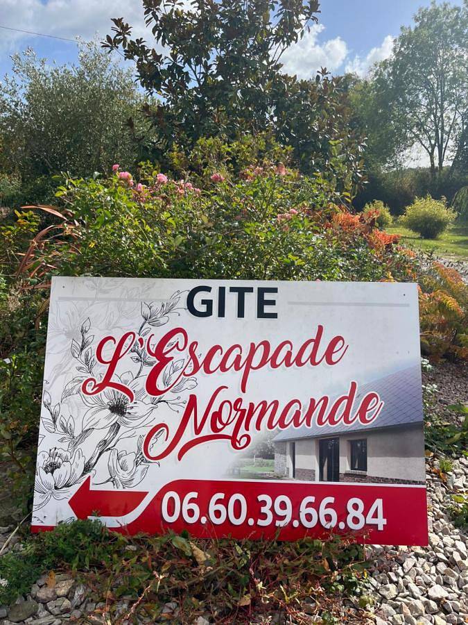 Location de vacances pour 4 personnes, avec Terrasse ainsi que Jardin et Vue à Fervaques - 3