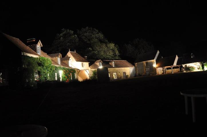 Maison de campagne pour 4 personnes, avec jardin et vue ainsi que piscine et vue sur le lac, animaux acceptés à Domfront-en-Champagne - 4