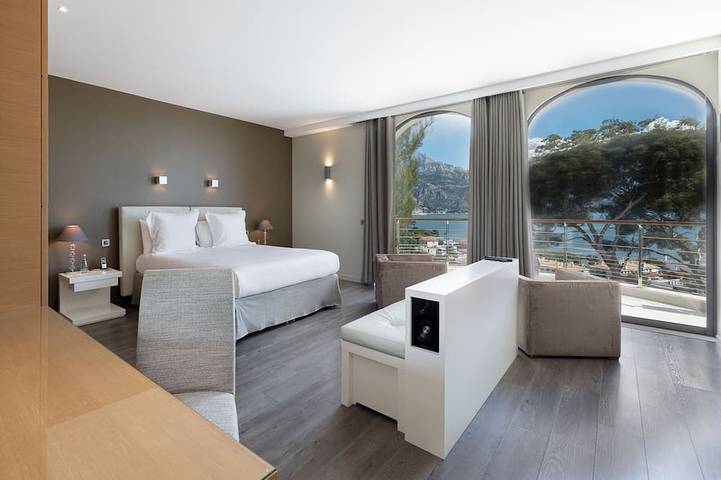 Villa pour 16 personnes, avec jacuzzi ainsi que jardin et terrasse dans Cap Ferrat - 3