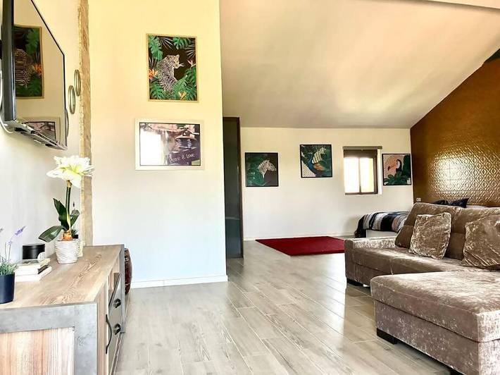 Albergue para 3 personas, con balcón, Se admiten mascotas en Provincia de Zaragoza - 3