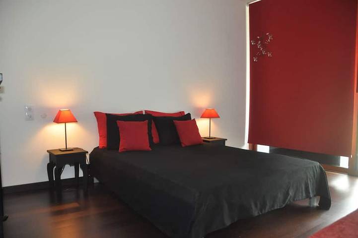 Bed and breakfast per 14 persone, con giardino - 1