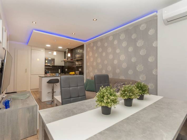 Gîte pour 4 personnes, avec Terrasse ainsi que Jardin et Bassin pour enfant à Lloret de Mar - 4