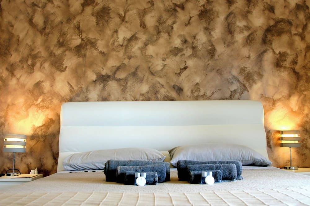 Appartement entier, Penthouse Station The Residences ( Apt with private Jacuzzi) in Brindisi, Salento