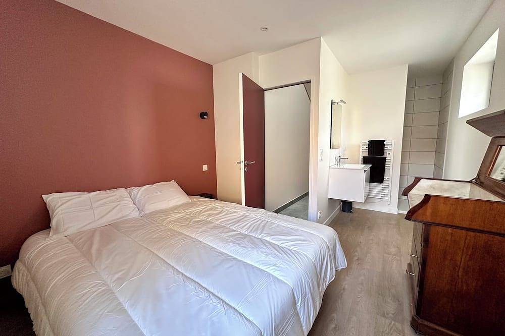 Entre St Malo et Rennes, grande maison 12 couchages Chez Yvonne in Irodouër, Région de Rennes