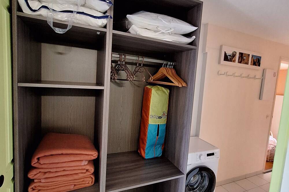Appartement entier, Appartement T2 vue mer village vacance Cap Esterel in Le Dramont, Saint-Raphaël
