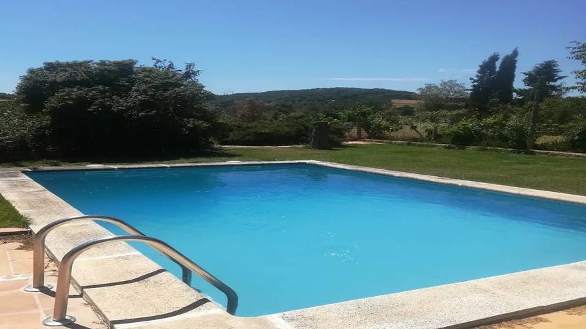 Apartamento de vacaciones para 6 personas, con piscina y jardín en Anoia (España)