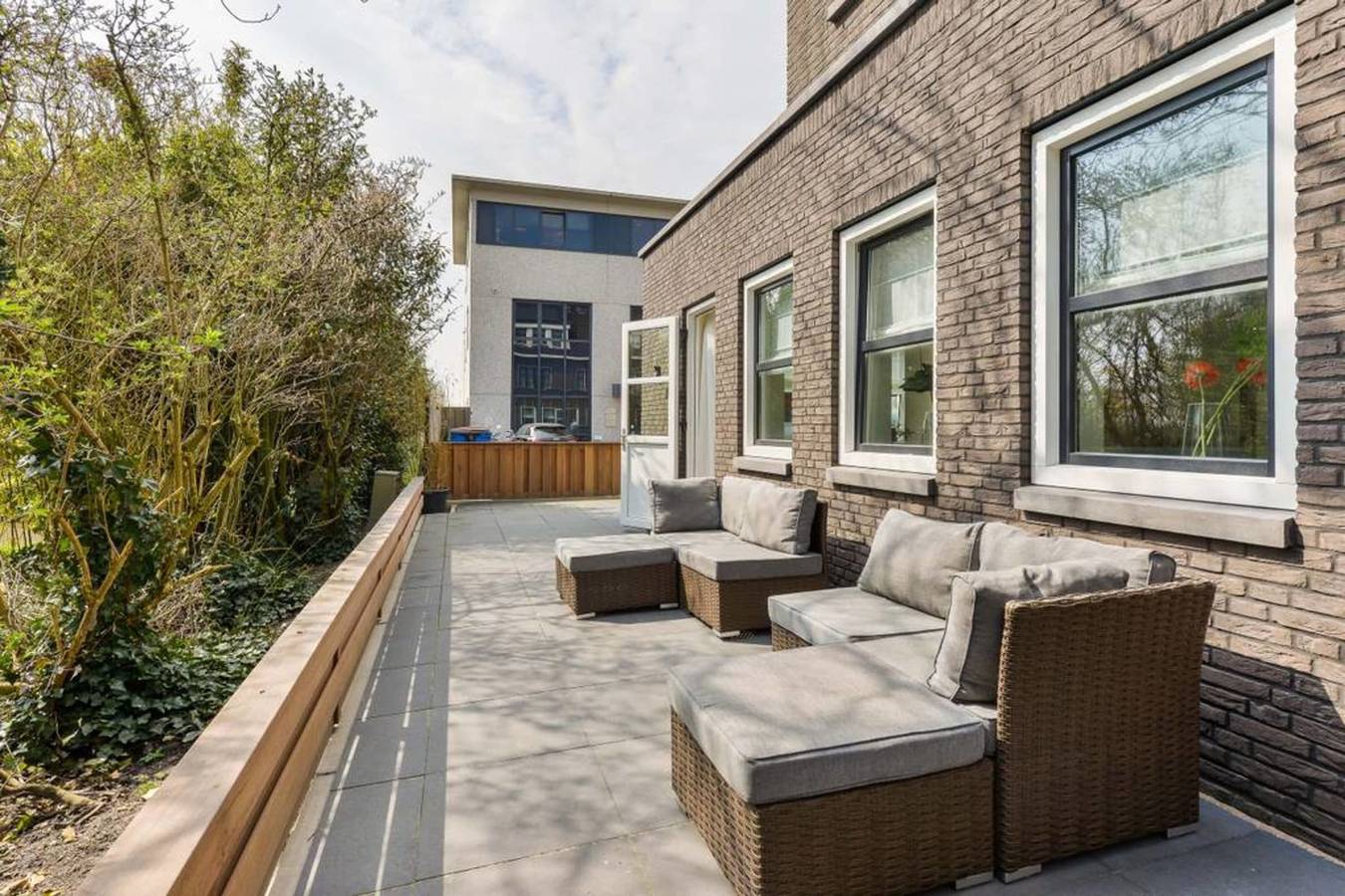 Luxury Family Residence Schinkeldijkje in Aalsmeer, Nordholland