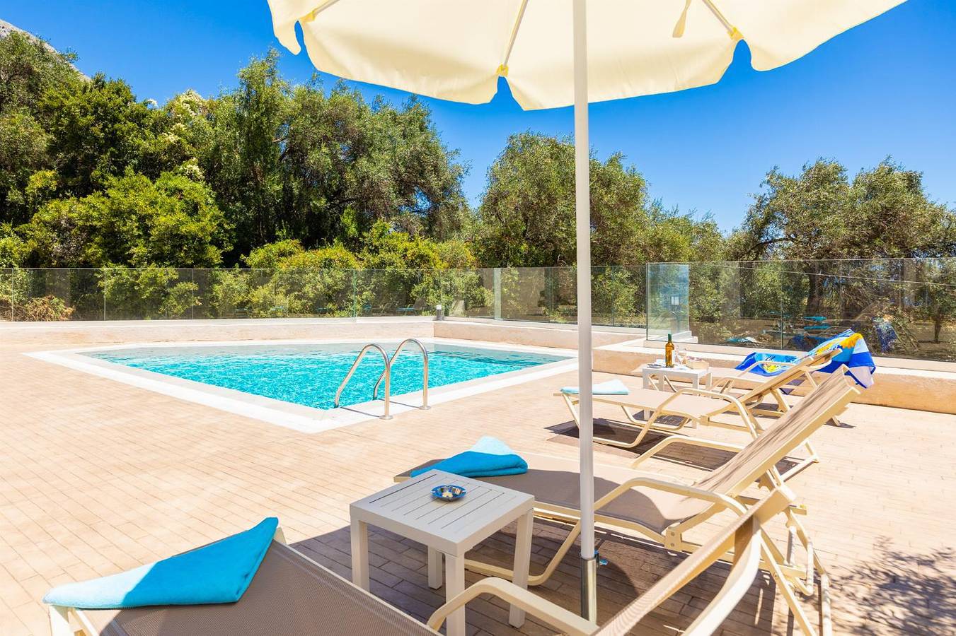 Villa pour 6 personnes avec vue sur l’océan in Mparmpati, Corfou
