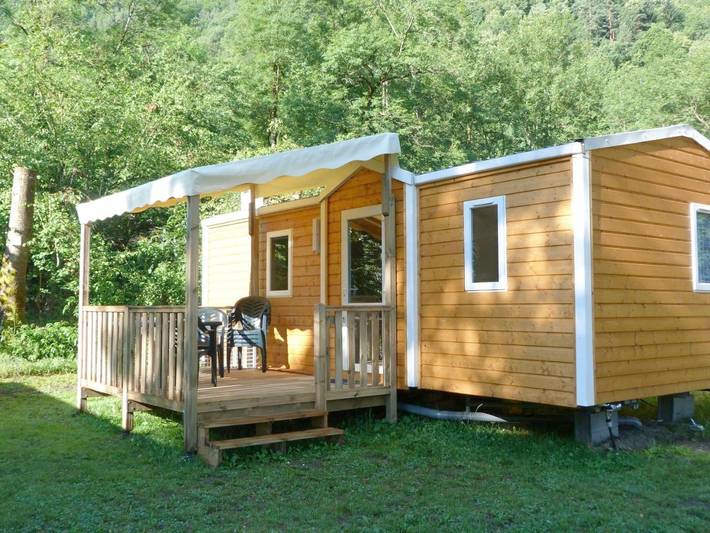 Camping pour 4 personnes, avec Terrasse ainsi que Jardin et Vue