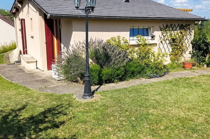 Maison de vacances pour 2 personnes, avec terrasse et jardin, animaux acceptés