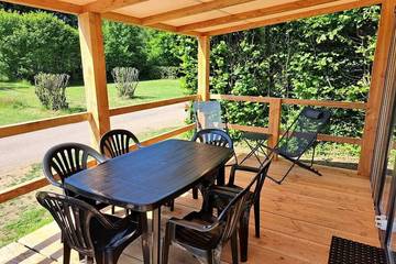 Mobil home pour 4 personnes à Pressignac