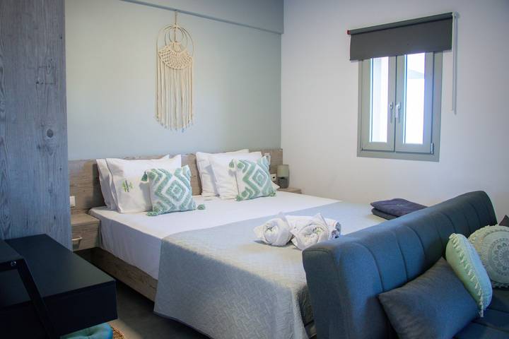 Appartement de vacances pour 3 personnes, avec vue sur l’océan ainsi que balcon et jardin, adapté aux familles