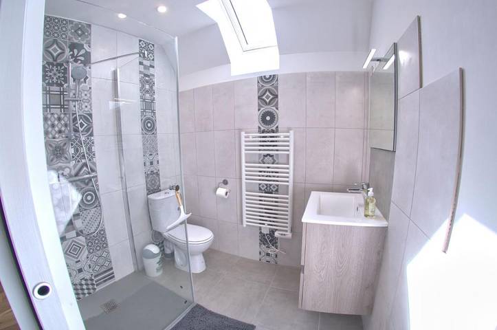 Location de vacances pour 8 personnes, adapté aux familles à Pertheville-Ners - 2