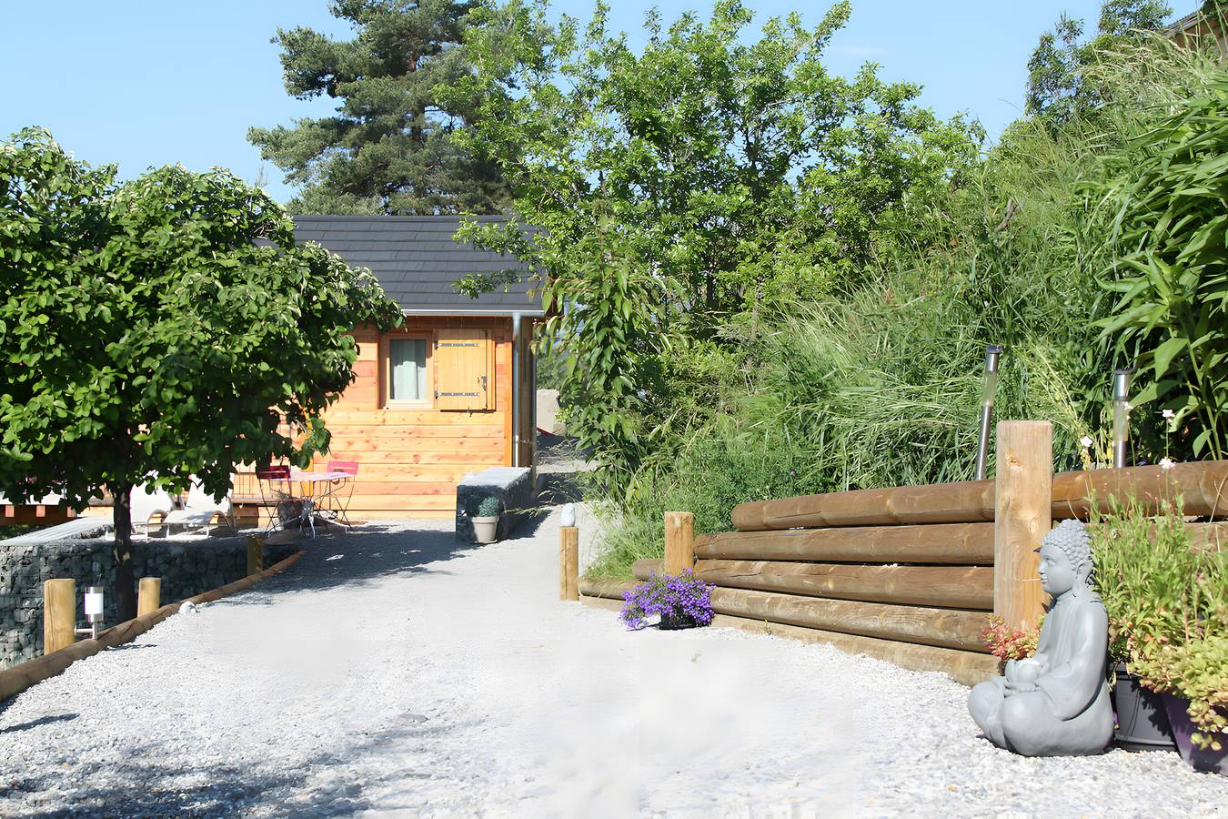 Chalet „Shangri-la“ mit Bergblick, privatem Garten und Wlan in Saint-Jean-Saint-Nicolas, Nationalpark Écrins