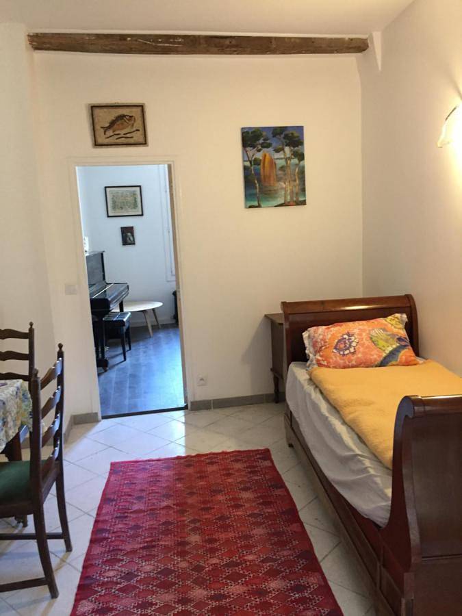 Ferienwohnung für 2 Personen, mit Garten, mit Haustier in Versailles - 2