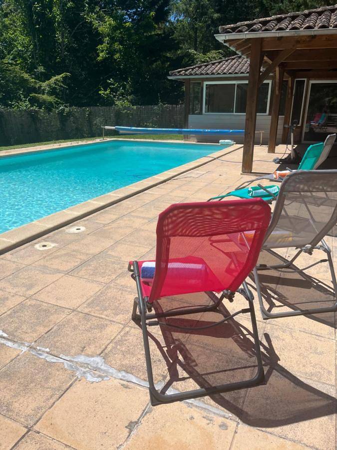 Location de vacances pour 10 personnes, avec piscine et jardin, animaux acceptés à Église-Neuve-de-Vergt - 4