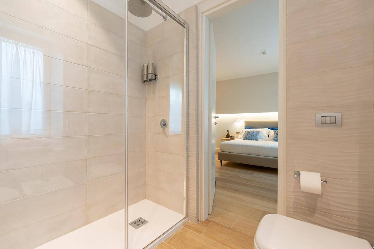 Double Room with Private Bathroom in Pozzuoli, Napoli e dintorni