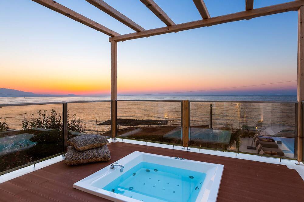 La Casa di Mare, Luxusvilla am Strand! Privater Pool, Whirlpool und Sauna! in Skaleta, Rethymno und Umgebung