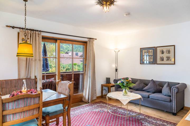 Ferienwohnung für 3 Personen, mit Balkon, mit Haustier im Karwendel